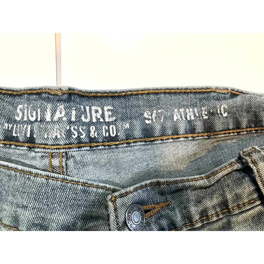 Signature Levi Strauss S67 Athletic Fit Jeans Men's 38x32 (Fits 36x29) Denim